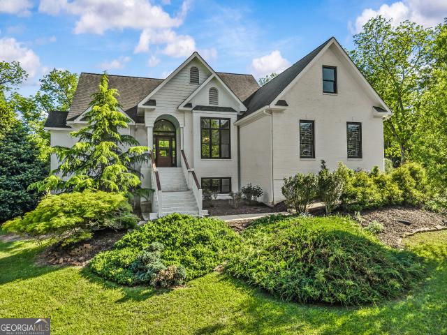 1110 Summit Circle