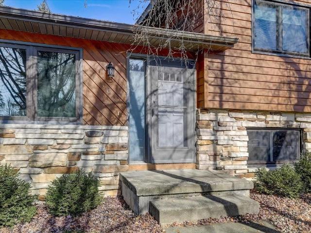 1110 Sunfield Street