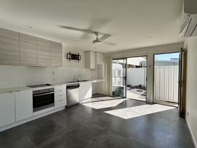 11/10 Vincent Street, Coffs Harbour Apartment for rent Listed.