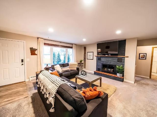 1110 W Lake Drive
