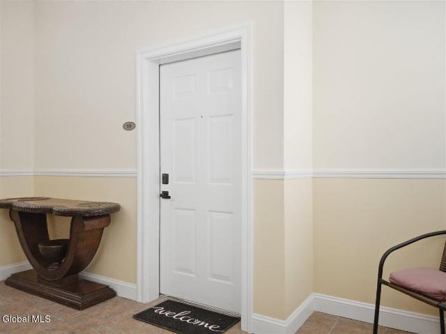 1110 Western Avenue 10 #