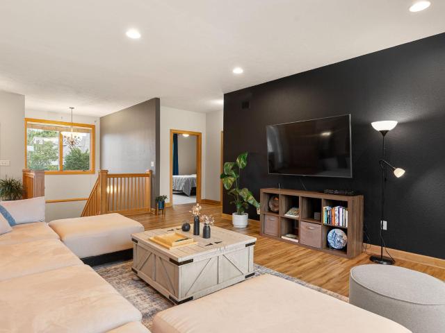 1110 27th Street SW