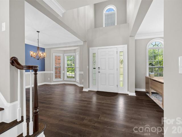 11118 Fountaingrove Drive