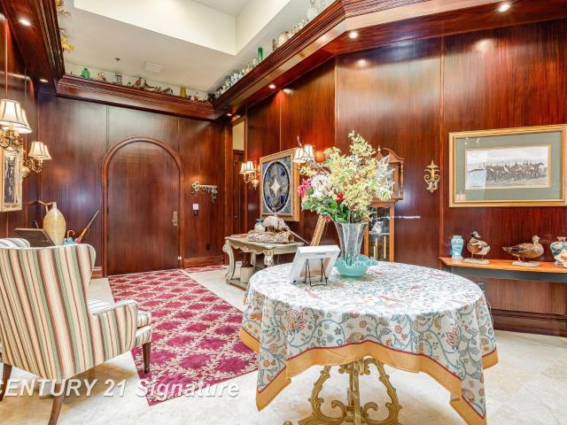 1111 N Water Street # 403