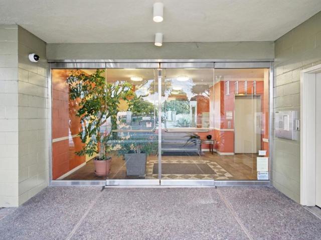 1111 Bay Street 307