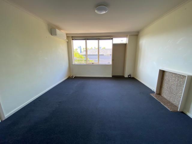 11/11 Crimea St, St Kilda VIC 3182 Apartment For Rent | Domain
