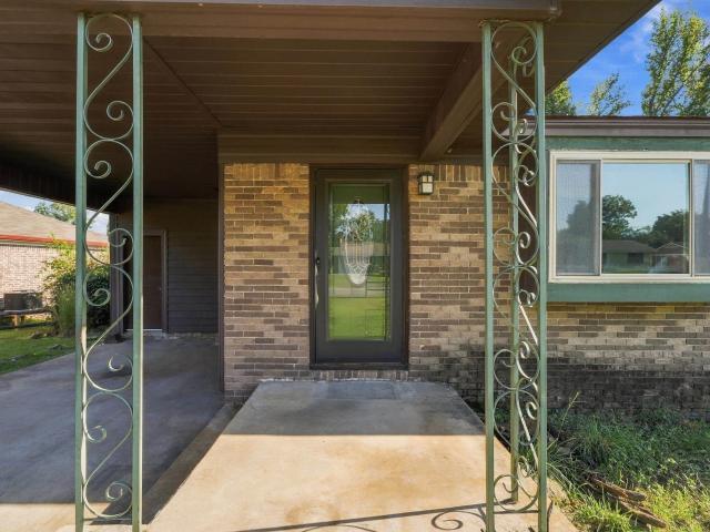 1111 Eastview Drive