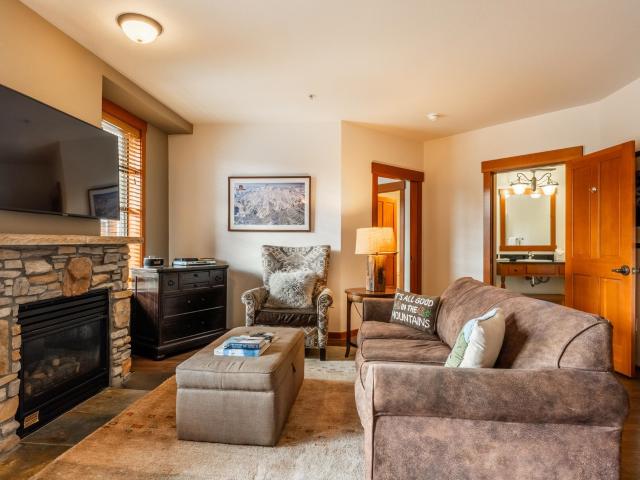 1111 Forest Trail, Unit 1315, Mammoth Lakes, CA 93546 | MLS #260349