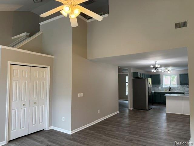 1111 Fountain View Circle