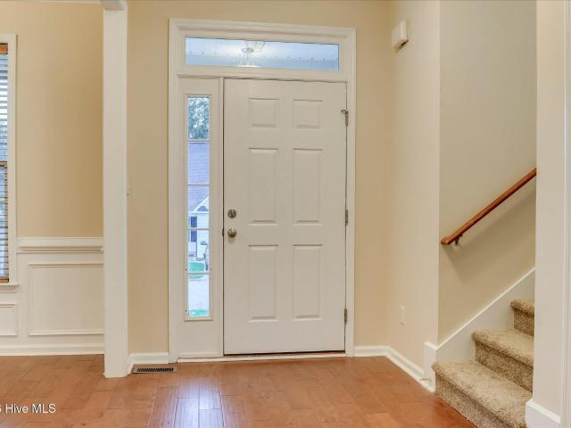 1111 Hunters Cove