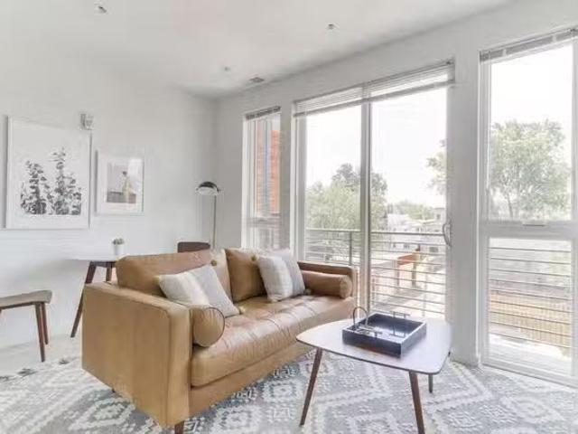 1111 H St NE, H Street Corridor 1 Bedroom 2 Bath