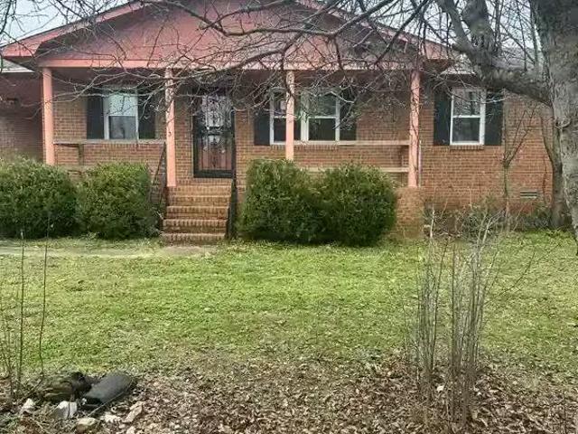 1111 JAMES AVE, COURTLAND, AL 35618