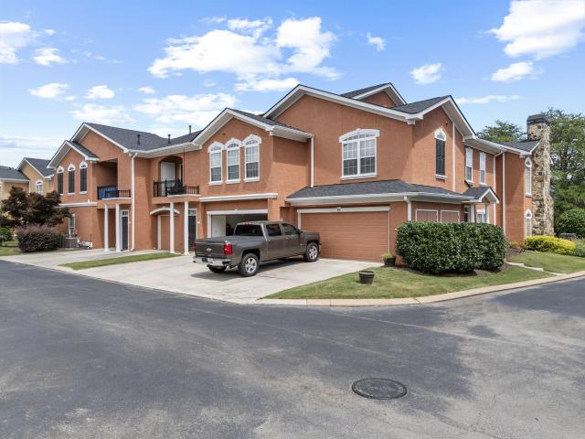 1111 Renaissance Court