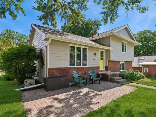 1111 Robin Glen