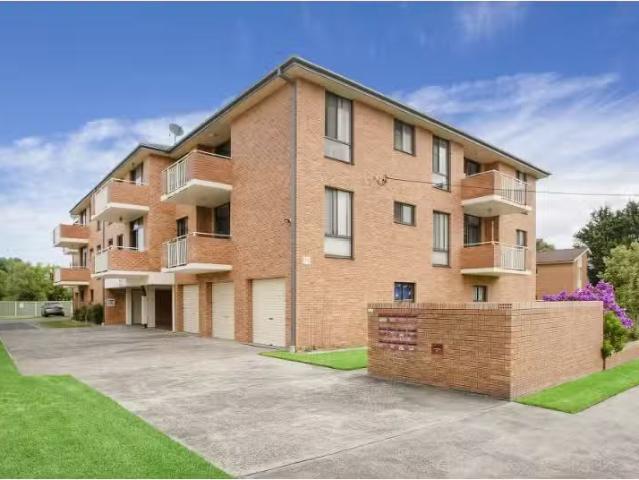 11/11 13 Murranar Road, Towradgi Apartment for rent Listed by.