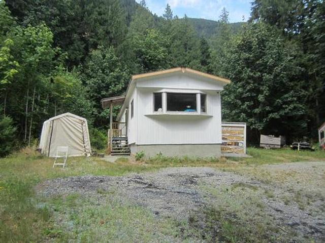 11121 Barnes Road, Mission, BC, V0M 1G0 house for sale | Listing ID R3074 | Royal LePage