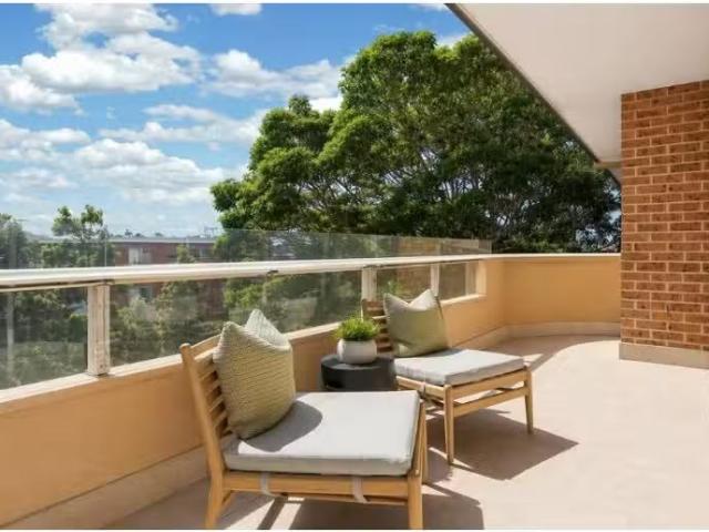 11/122 126 Pacific Parade, Dee Why Apartment for rent Listed.