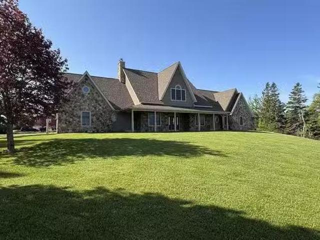 11125 Route 6, Clinton, PE, C0B 1M0 house for sale Listing.