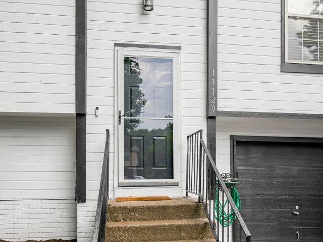 11129 N Main Street