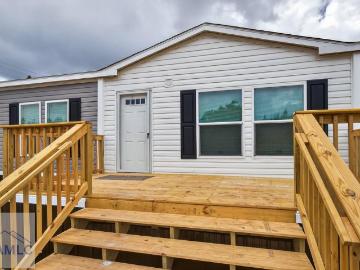 1112 Buster Phillips Road SE