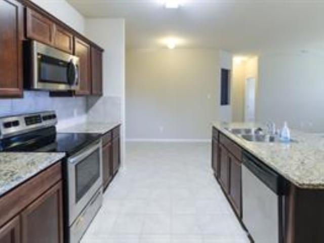 1112 Decker Drive