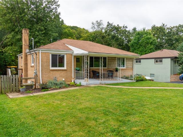 1112 Logan Rd