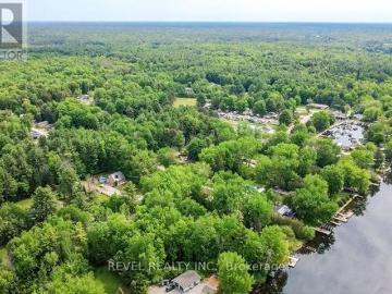 1112 Shamrock Marina Road, Gravenhurst, ON, P0E 1N0 house for sale | Listing ID X13414 | Royal LePage