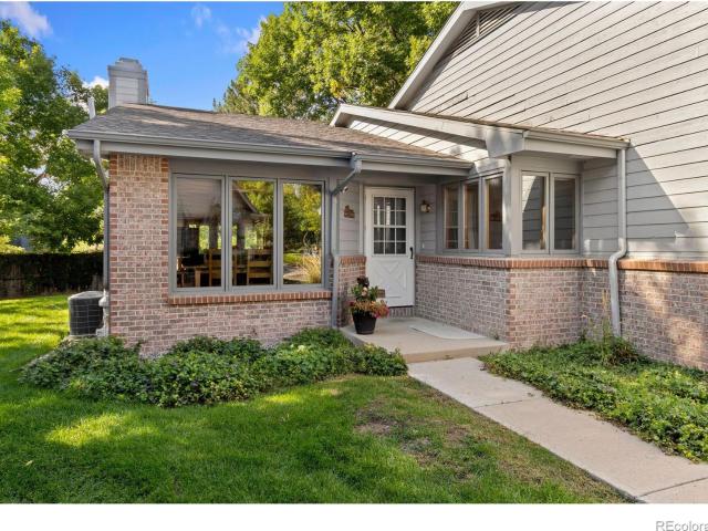 1112 Spanish Oak Court