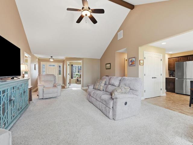1112 Woodland Pass