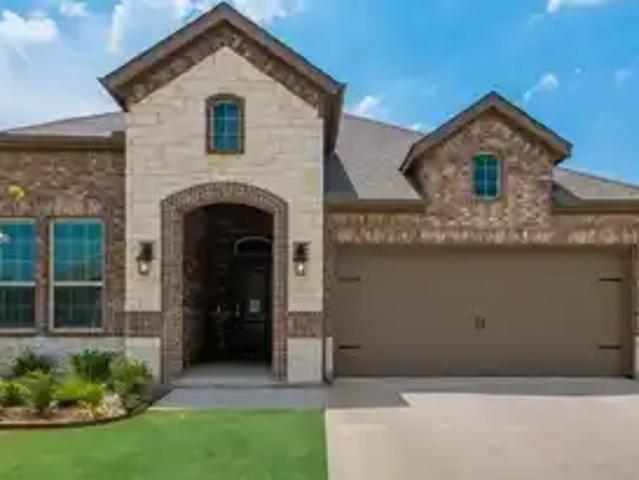 11132 Los Alamos Dr, 3 beds, 2 full baths
