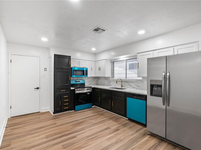 11134 Forest Hill