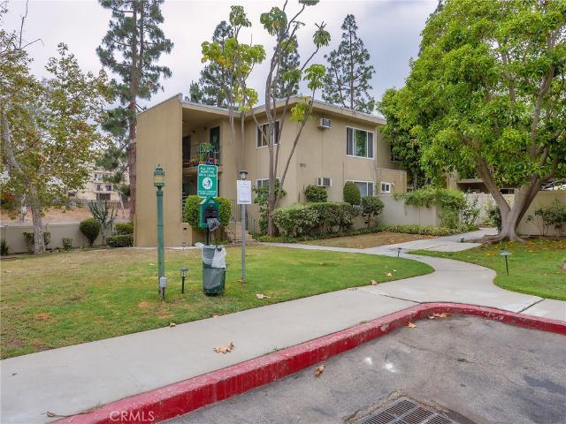 11138 Aqua Vista Street 18