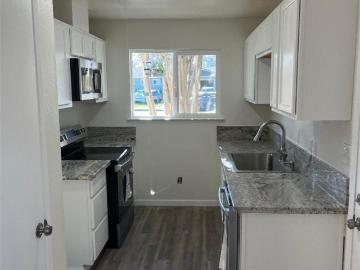 1113 Mary Ann Drive