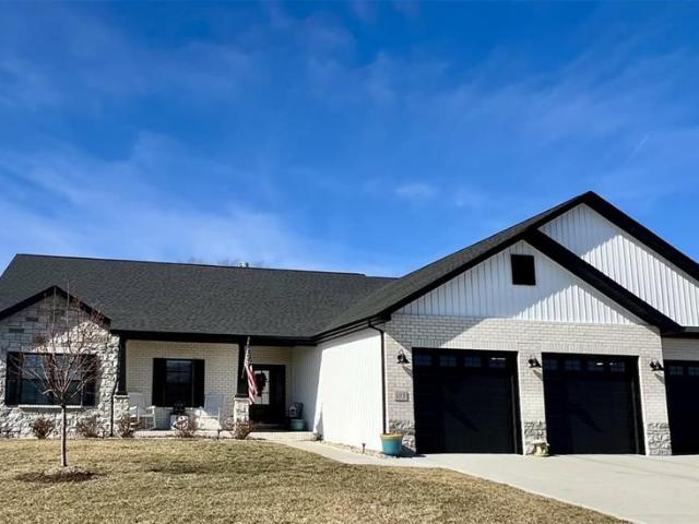 1113 Menominee Trl, Mascoutah, IL