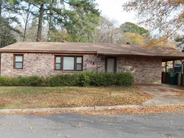 1113 MOORE AVE, EL DORADO, AR 71730