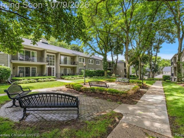 1113 N Old Woodward Avenue # 34
