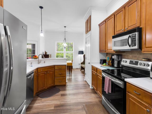 1113 Coral Reef Drive