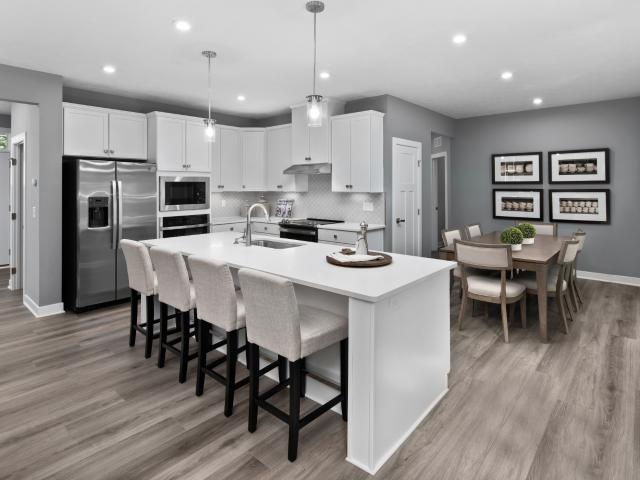 1113 Hamlet Dr
