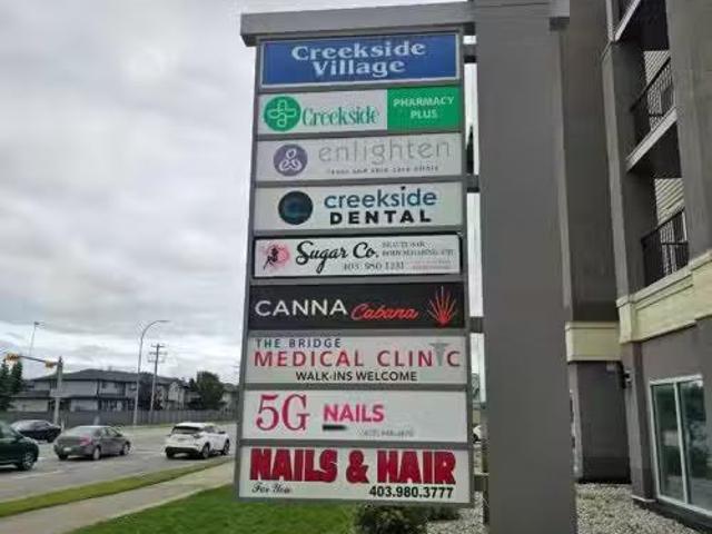 1113 403 Mackenzie Way Sw, Airdrie, AB, T4B 3V7 commercial f.