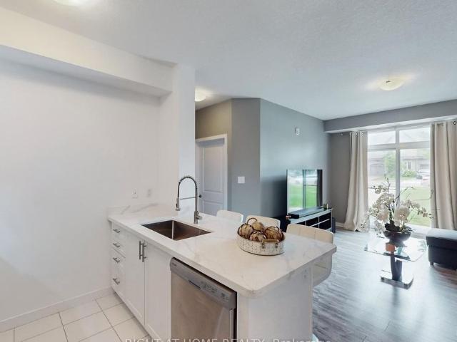 111 101 Shoreview Place, Hamilton