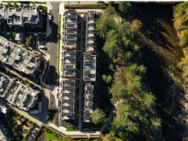 111 2050 Glenaire Drive, North Vancouver, BC, V7P 1Y3 townhouse for sale | Listing ID R3176 | Royal LePage