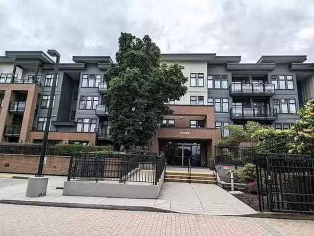 111 20058 Fraser Highway, Langley, BC, V3A 0E5 Single Family.