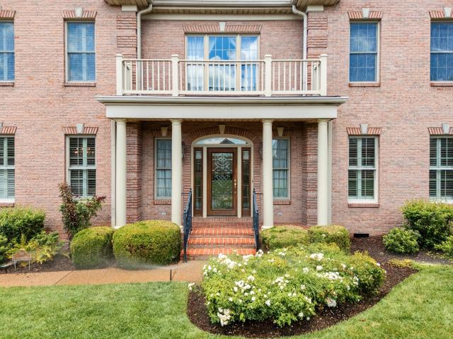 111 Carriage Way