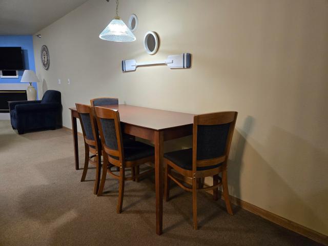 111 Center St, Unit 237