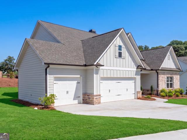 111 Cherokee Rose Lane