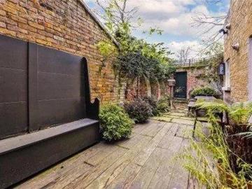 111 Cheyne Walk, London, SW10 0DJ, United Kingdom | 4 bed townhouse for rent #138512354 | Rentberry