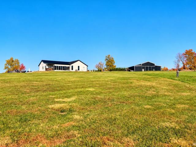 111 Creek Side Drive