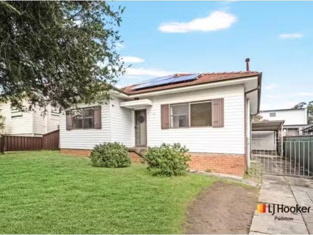 111 Alma Road, Padstow House for rent Listed by Ava Arena of.