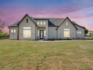 111 Barefoot Bay Blvd, Corsicana, TX 75109 | MLS #21217
