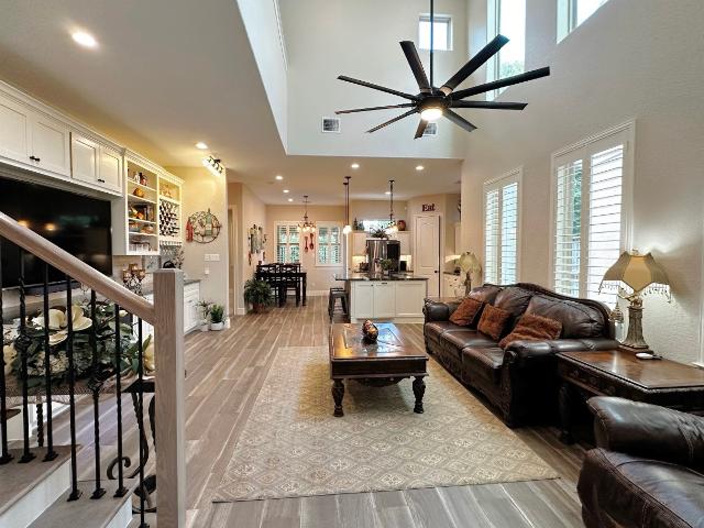 111 benjis place